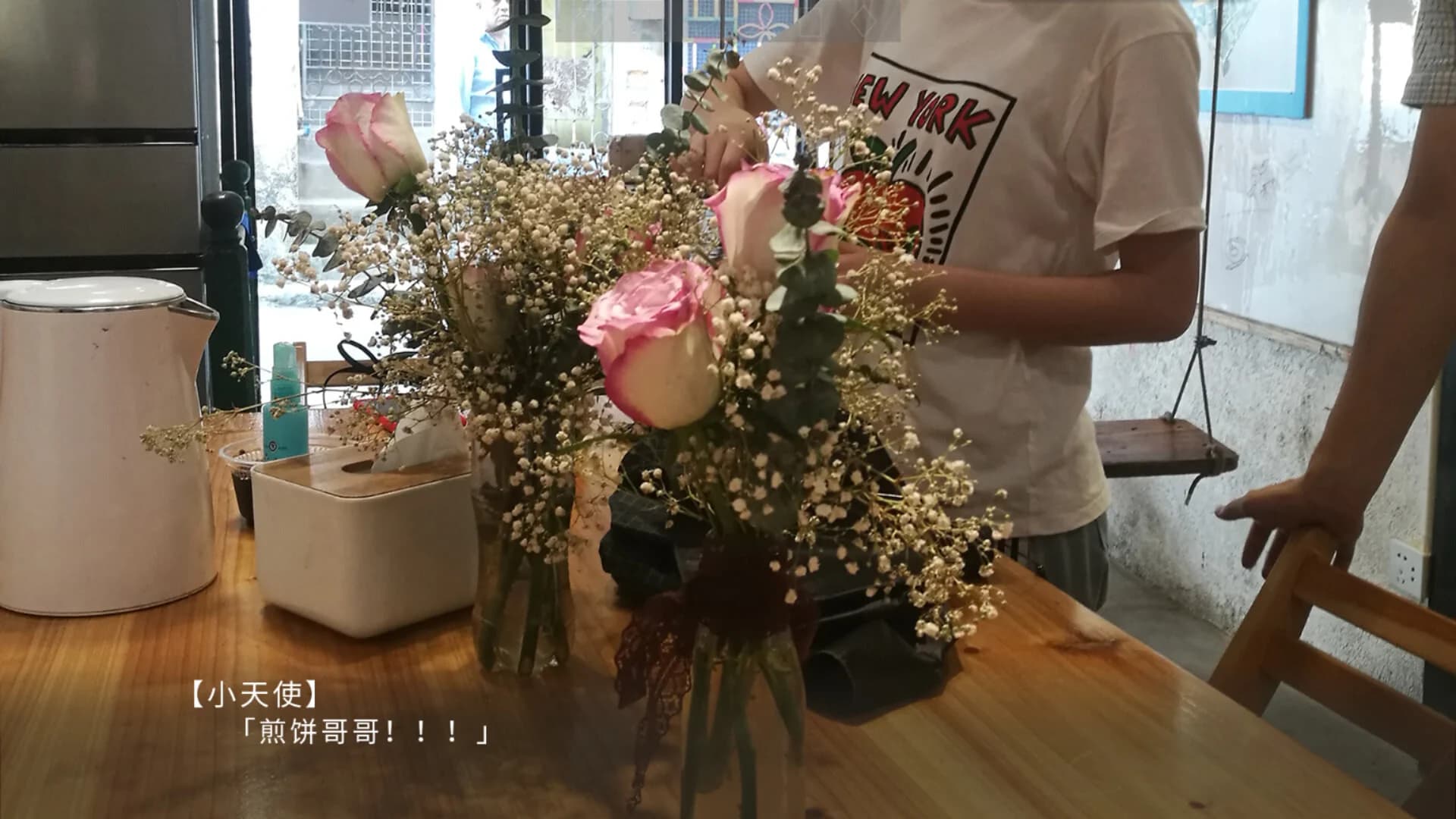 https://images.yurari.moe/images/d6061aa1-6dd2-492b-9fb3-9f027a340adc.webp