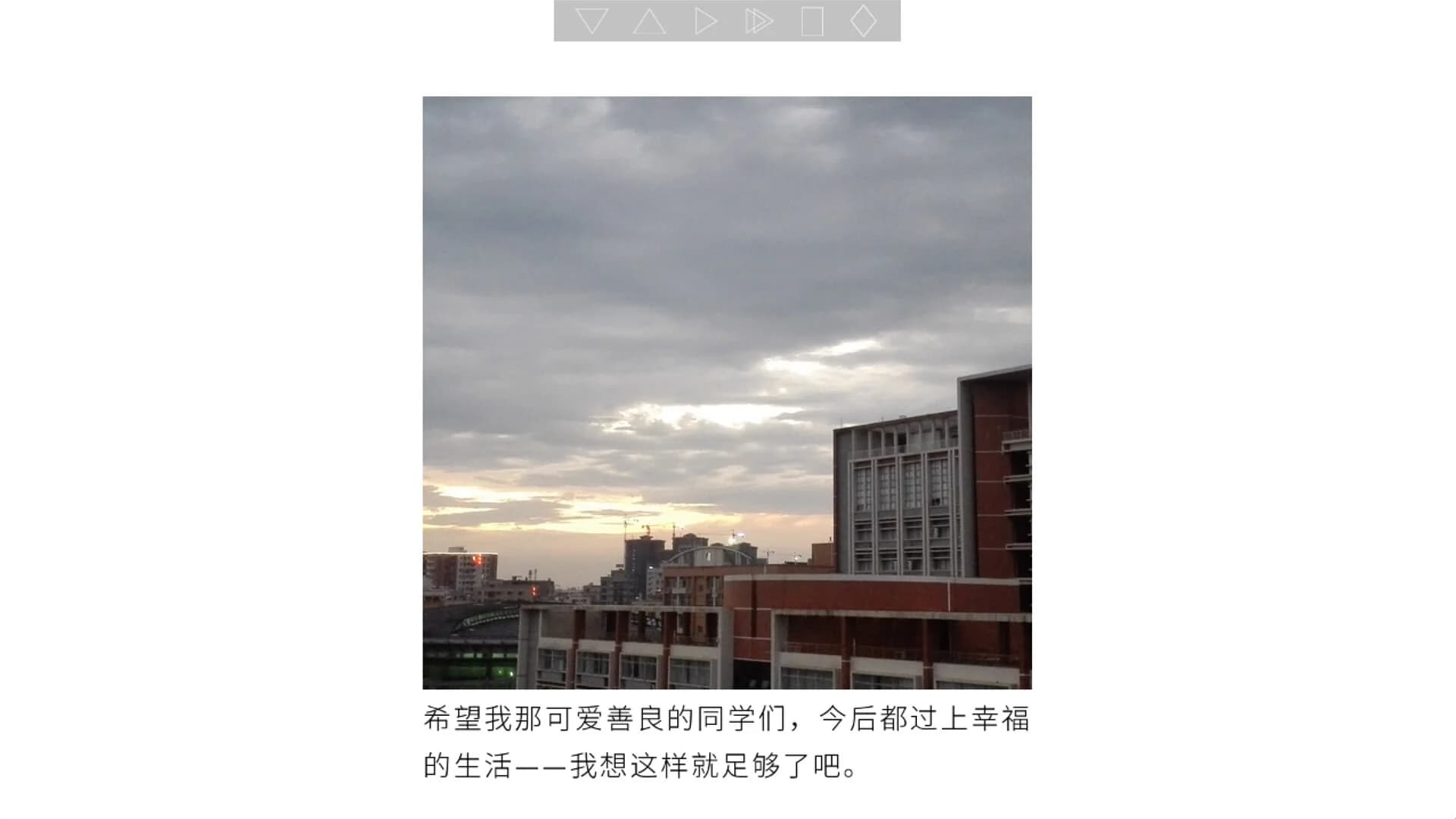 https://images.yurari.moe/images/f827c4dd-52ed-4848-8617-d5113ad0b5d5.webp